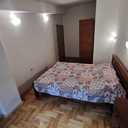 Zagrebska Flat Skopje Exterior foto