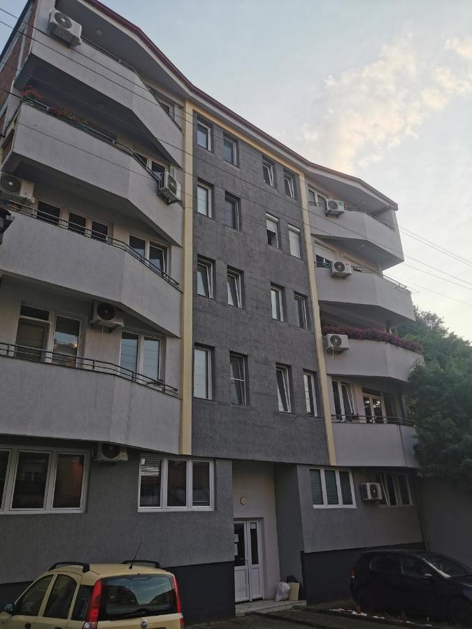Zagrebska Flat Skopje Exterior foto